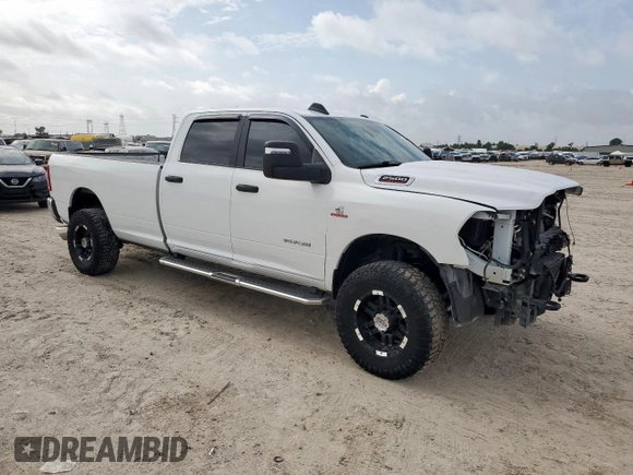2023 Ram 2500 Big Horn с VIN 3C6UR5JL4PG544074, выставлен на аукционе Copart как лот 64457905 с пробегом 75 466 миль миль и Списание • Salvage title. История ставок и продаж доступна на DreamBid. Изображение 4.