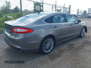 2013 Ford Fusion SE с VIN 3FA6P0H97DR158081, выставлен на аукционе IAAI как лот 42815958 с пробегом 130 667 миль миль и . История ставок и продаж доступна на DreamBid. Изображение 4.