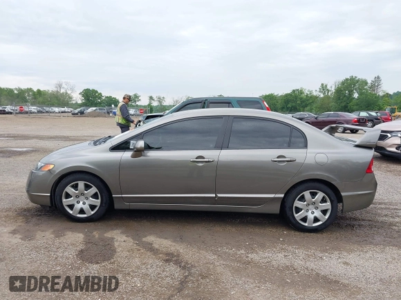2008 Honda Civic LX z VIN 1HGFA16548L091849, wystawiony jako IAAI lot #42378104 z przebiegiem 74 981 mil mil oraz . Historia ofert i sprzedaży dostępna na DreamBid. Obrazek 15.