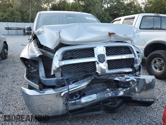 2018 Ram 2500 Tradesman with VIN 3C6UR4CL1JG424439, listed as a Copart auction lot 75015984 with 268,529 mi miles and Salvage title. Bid and sale history available at DreamBid. Image 5.