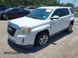 2015 GMC Terrain SLT z VIN 2GKALSEK6F6215579, wystawiony jako IAAI lot #42268206 z przebiegiem 44 707 mil mil oraz . Historia ofert i sprzedaży dostępna na DreamBid. Obrazek 2.