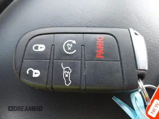 2020 Jeep Grand Cherokee Altitude z VIN 1C4RJFAG5LC364453, wystawiony jako IAAI lot #42168969 z przebiegiem 66 573 mil mil oraz . Historia ofert i sprzedaży dostępna na DreamBid. Obrazek 11.