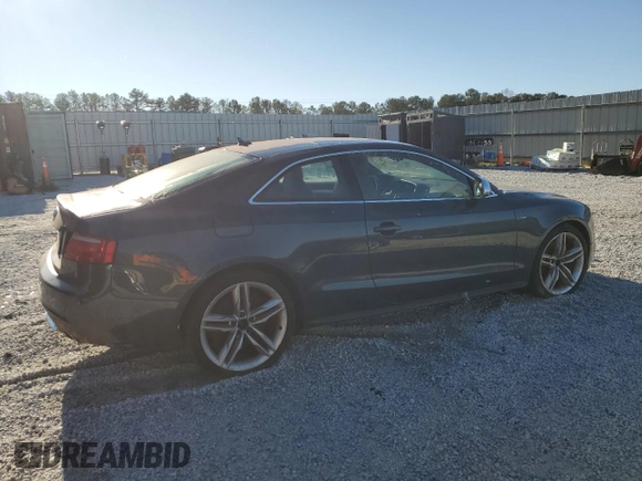 2009 Audi S5 z VIN WAURV78T29A052380, wystawiony jako Copart lot #87357594 z przebiegiem 73 739 mil mil oraz Czysty tytuł • Clean title. Historia ofert i sprzedaży dostępna na DreamBid. Obrazek 3.