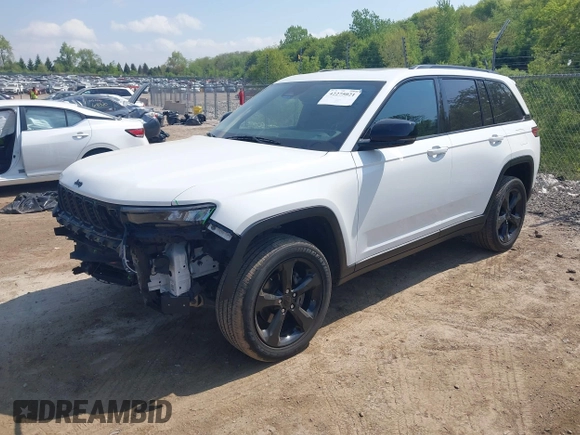2023 Jeep Grand Cherokee Altitude with VIN 1C4RJHAG4P8106056, listed as a IAAI auction lot 42275021 with 27,251 mi miles and . Bid and sale history available at DreamBid. Image 17.
