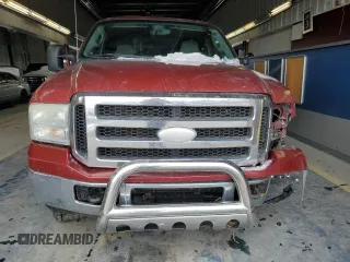 2005 Ford Excursion Special Serv with VIN 1FMSU41P95EA92439, listed as a Copart auction lot 45586135 with 379,439 mi miles and Salvage Title. Bid and sale history available at DreamBid. Image 5.