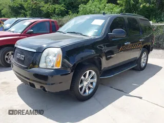 2008 GMC Yukon Denali z VIN 1GKFK63868J212274, wystawiony jako IAAI lot #42325441 z przebiegiem 272 701 mil mil oraz . Historia ofert i sprzedaży dostępna na DreamBid. Obrazek 2.