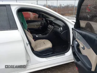 2019 Mercedes-Benz C 300 с VIN 55SWF8EB4KU320670, выставлен на аукционе IAAI как лот 41053917 с пробегом 77 942 миль миль и . История ставок и продаж доступна на DreamBid. Изображение 5.