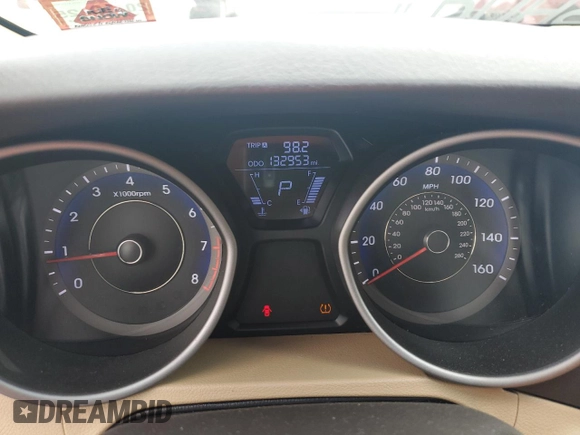 2011 Hyundai Elantra GLS с VIN KMHDH4AE2BU158858, выставлен на аукционе Copart как лот 58568885 с пробегом 132 953 миль миль и Списание • Salvage title. История ставок и продаж доступна на DreamBid. Изображение 9.