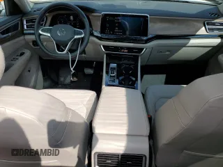 2024 Volkswagen Atlas SE with VIN 1V2KR2CA0RC551778, listed as a Copart auction lot 55583095 with 10,854 mi miles and Salvage title. Bid and sale history available at DreamBid. Image 8.