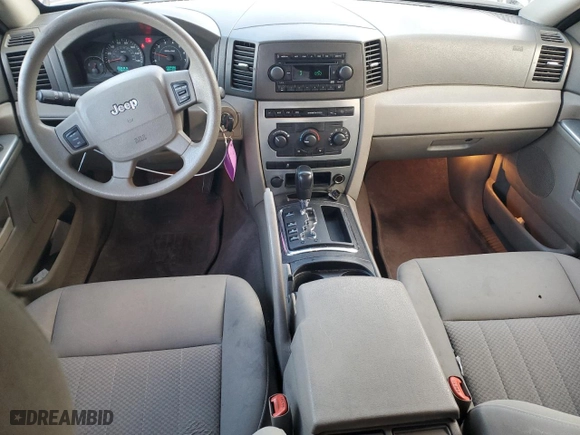 2006 Jeep Grand Cherokee Laredo with VIN 1J4GS48K06C109808, listed as a Copart auction lot 89185885 with 196,549 mi miles and Salvage Title. Bid and sale history available at carsss.com. Image 8.