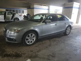 2011 Audi A4 Premium z VIN WAUAFAFLXBN046433, wystawiony jako Copart lot #57115635 z przebiegiem 130 828 mil mil oraz Szkoda całkowita • Salvage title. Historia ofert i sprzedaży dostępna na DreamBid. Obrazek 1.