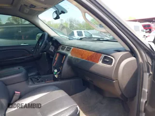 2008 Chevrolet Tahoe LTZ with VIN 1GNFC13068R149644, listed as a IAAI auction lot 42003994 with 273,984 mi miles and . Bid and sale history available at DreamBid. Image 5.