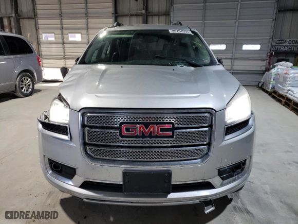 2014 GMC Acadia Denali with VIN 1GKKVTKD2EJ205921, listed as a Copart auction lot 89294555 with 210,784 mi miles and Salvage Title. Bid and sale history available at carsss.com. Image 5.