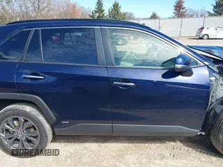 2025 Toyota RAV4 Hybrid Limited with VIN JTMD6RFV7SD570967, listed as a IAAI auction lot 41890626 with 1,186 mi miles. Bid and sale history available at carsss.com. Image 13.