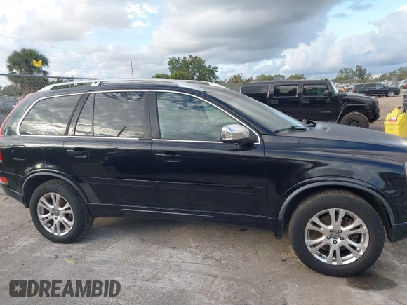 2014 Volvo XC90 with VIN YV4952CY3E1685910, listed as a IAAI auction lot 41195149 with 161,674 mi miles. Bid and sale history available at carsss.com. Image 12.