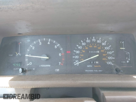 1986 Toyota Camry z VIN JT2SV16E1G0439200, wystawiony jako IAAI lot #42395141 z przebiegiem 159 698 mil mil oraz . Historia ofert i sprzedaży dostępna na DreamBid. Obrazek 7.