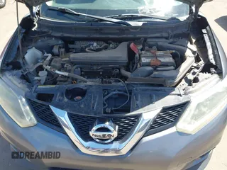 2015 Nissan Rogue SV with VIN 5N1AT2ML0FC862309, listed as a IAAI auction lot 42138785 with 271,537 mi miles and . Bid and sale history available at carsss.com. Image 10.