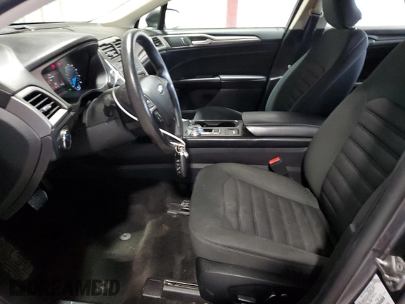 2018 Ford Fusion SE z VIN 3FA6P0H79JR111709, wystawiony jako Copart lot #52972855 z przebiegiem 116 442 mil mil oraz Czysty tytuł • Clean title. Historia ofert i sprzedaży dostępna na DreamBid. Obrazek 7.