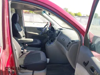 2008 Kia Sedona LX with VIN KNDMB233186231401, listed as a IAAI auction lot 42139919 with 209,006 mi miles. Bid and sale history available at carsss.com. Image 5.