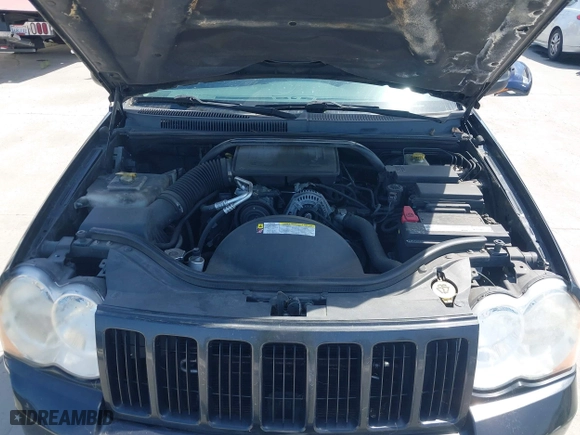 2010 Jeep Grand Cherokee Laredo with VIN 1J4PR4GK2AC104857, listed as a IAAI auction lot 42009569 with 131,986 mi miles. Bid and sale history available at carsss.com. Image 10.
