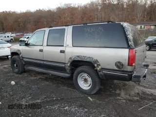 1998 Chevrolet Suburban with VIN 1GNGK26R8WJ342364, listed as a Copart auction lot 78850424 with 145,068 mi miles and Salvage Title. Bid and sale history available at carsss.com. Image 2.