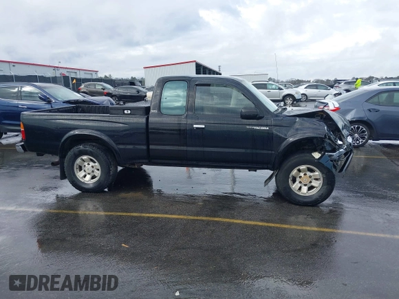 1998 Toyota Tacoma with VIN 4TAWN72N7WZ027838, listed as a IAAI auction lot 41717670 with 196,903 mi miles and . Bid and sale history available at DreamBid. Image 13.