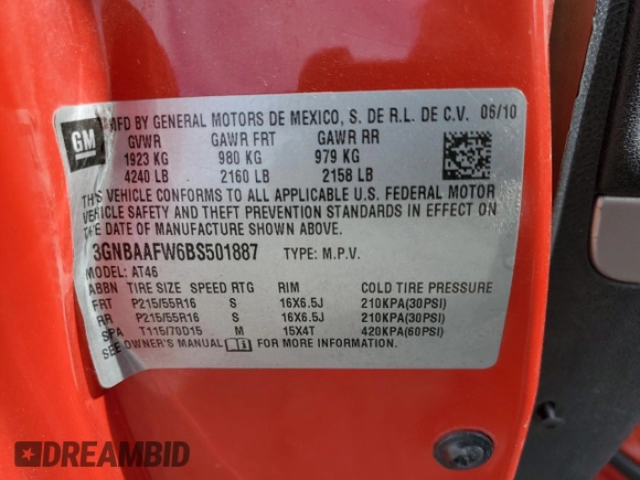 2011 Chevrolet HHR LS z VIN 3GNBAAFW6BS501887, wystawiony jako Copart lot #58433715 z przebiegiem 138 240 mil mil oraz Szkoda całkowita • Salvage title. Historia ofert i sprzedaży dostępna na DreamBid. Obrazek 13.