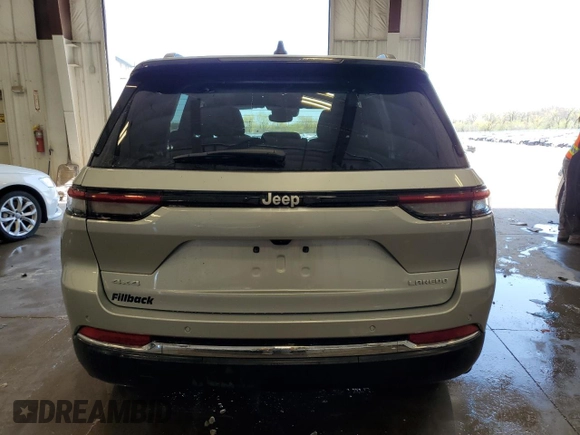2024 Jeep Grand Cherokee Laredo z VIN 1C4RJHAG0RC159708, wystawiony jako Copart lot #56147465 z przebiegiem 7 221 mil mil oraz Szkoda całkowita • Salvage title. Historia ofert i sprzedaży dostępna na DreamBid. Obrazek 6.