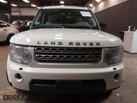 2010 Land Rover LR4 HSE with VIN SALAM2D44AA537055, listed as a IAAI auction lot 41954105 with 140,416 mi miles and . Bid and sale history available at DreamBid. Image 12.