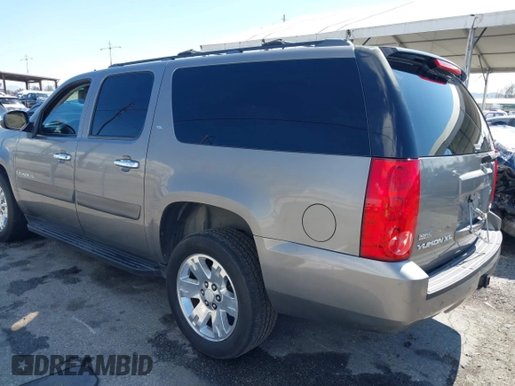 2008 GMC Yukon XL SLT 4SB with VIN 1GKFC160X8R172529, listed as a IAAI auction lot 41756244 with 148,219 mi miles and . Bid and sale history available at carsss.com. Image 3.