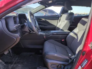 2024 Toyota Crown XLE с VIN JTDAAAAFXR3019029, выставлен на аукционе Copart как лот 56059155 с пробегом 19 168 миль миль и Списание • Salvage title. История ставок и продаж доступна на DreamBid. Изображение 7.