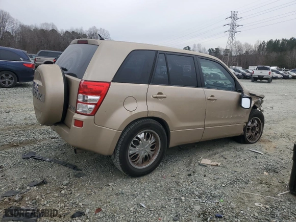 2008 Suzuki Grand Vitara with VIN JS3TE941584101448, listed as a Copart auction lot 88200205 with 188,744 mi miles and Salvage Title. Bid and sale history available at carsss.com. Image 3.
