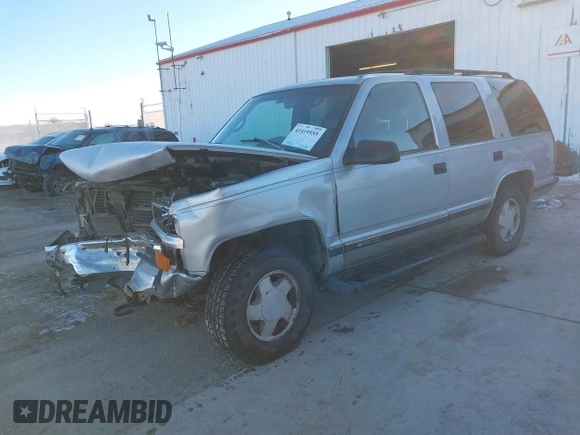 1996 Chevrolet Tahoe z VIN 1GNEK13R3TJ318572, wystawiony jako IAAI lot #41419555 z przebiegiem 199 201 mil mil oraz . Historia ofert i sprzedaży dostępna na DreamBid. Obrazek 19.
