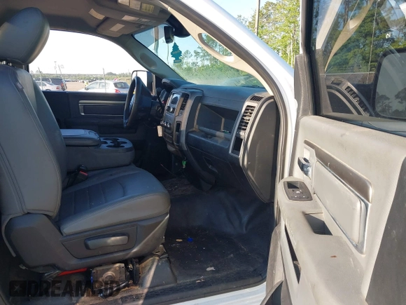 2017 Ram 2500 Tradesman с VIN 3C6MR5AJ3HG643744, выставлен на аукционе IAAI как лот 42342463 с пробегом 149 912 миль миль и . История ставок и продаж доступна на DreamBid. Изображение 5.