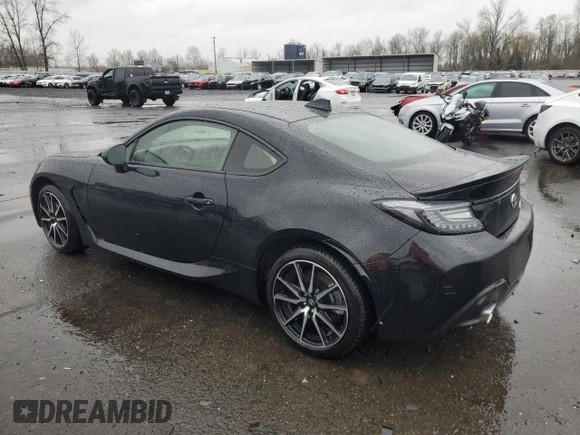 2024 Toyota 86 z VIN JF1ZNBB11R9756851, wystawiony jako Copart lot #85605944 z przebiegiem 3 935 mil mil oraz Szkoda całkowita • Salvage title. Historia ofert i sprzedaży dostępna na DreamBid. Obrazek 2.