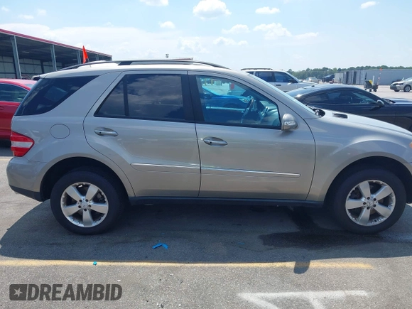 2006 Mercedes-Benz M 500 with VIN 4JGBB75E66A058290, listed as a IAAI auction lot 42611958 with 171,412 mi miles and . Bid and sale history available at DreamBid. Image 13.