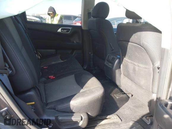 2017 Nissan Pathfinder SV z VIN 5N1DR2MN1HC621133, wystawiony jako IAAI lot #41311239 z przebiegiem 107 851 mil mil oraz . Historia ofert i sprzedaży dostępna na DreamBid. Obrazek 8.