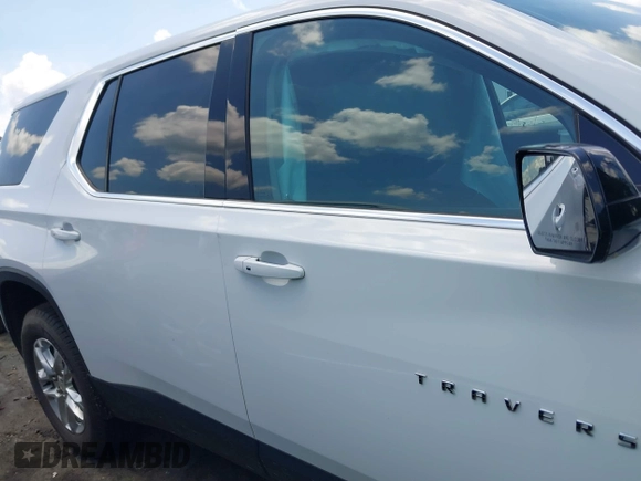 2020 Chevrolet Traverse LS with VIN 1GNEVLKW1LJ178323, listed as a IAAI auction lot 39796278 with 79,920 mi miles. Bid and sale history available at carsss.com. Image 12.