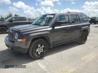 2016 Jeep Patriot Sport z VIN 1C4NJPBB5GD659463, wystawiony jako Copart lot #64998885 z przebiegiem 60 860 mil mil oraz Szkoda całkowita • Salvage title. Historia ofert i sprzedaży dostępna na DreamBid. Obrazek 1.