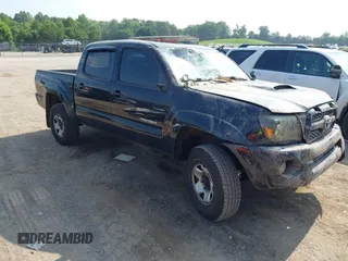 2011 Toyota Tacoma with VIN 3TMLU4EN4BM079699, listed as a IAAI auction lot 42446694 with 200,103 mi miles and . Bid and sale history available at DreamBid. Image 1.