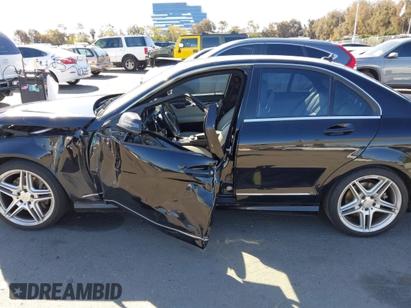 2013 Mercedes-Benz C 350 Sport with VIN WDDGF5HB7DR300772, listed as a IAAI auction lot 41699268 with 119,982 mi miles and . Bid and sale history available at DreamBid. Image 15.