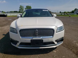2017 Lincoln Continental Select with VIN 1LN6L9TK8H5602156, listed as a Copart auction lot 61907695 with 112,382 mi miles and Salvage title. Bid and sale history available at DreamBid. Image 5.