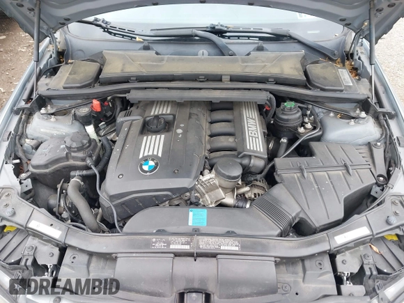 2009 BMW 3 Series 328i xDrive with VIN WBAWV53509P080241, listed as a IAAI auction lot 42176290 with 129,567 mi miles and . Bid and sale history available at carsss.com. Image 10.