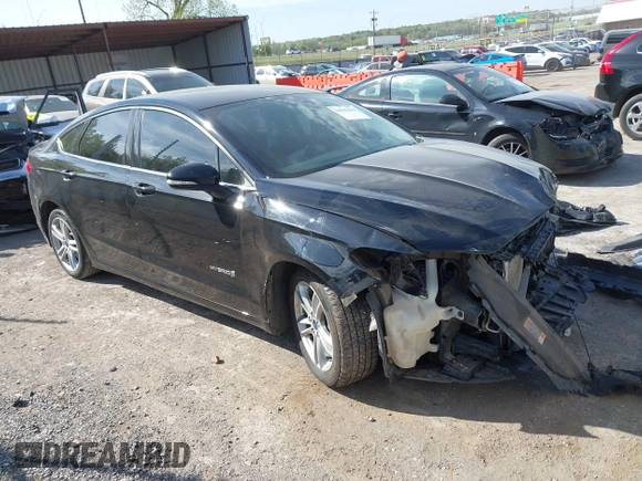 2016 Ford Fusion SE Hybrid с VIN 3FA6P0LU4GR204062, выставлен на аукционе IAAI как лот 42041634 с пробегом 138 876 миль миль и . История ставок и продаж доступна на DreamBid. Изображение 1.