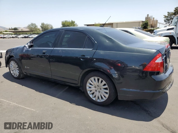 2010 Ford Fusion Hybrid z VIN 3FADP0L33AR185719, wystawiony jako Copart lot #59821115 z przebiegiem 154 019 mil mil oraz Czysty tytuł • Clean title. Historia ofert i sprzedaży dostępna na DreamBid. Obrazek 2.