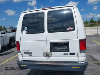 2012 Ford Econoline Cargo Commercial z VIN 1FTNS2EW8CDA13858, wystawiony jako IAAI lot #42473899 z przebiegiem 336 332 mil mil oraz . Historia ofert i sprzedaży dostępna na DreamBid. Obrazek 16.