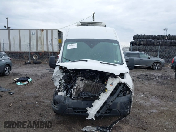 2022 Ford Transit Cargo with VIN 1FTBW3X83NKA44302, listed as a IAAI auction lot 41684165 with 33,463 mi miles and . Bid and sale history available at DreamBid. Image 13.