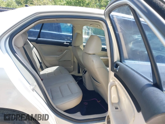 2010 Volkswagen Jetta Limited Edition with VIN 3VWRX7AJXAM044179, listed as a IAAI auction lot 42197314 with 195,146 mi miles and . Bid and sale history available at DreamBid. Image 8.