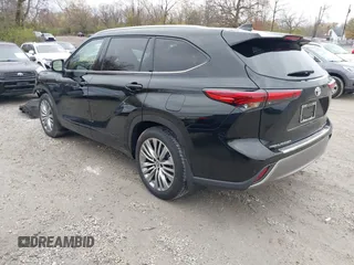 2023 Toyota Highlander L with VIN 5TDKDRAH5PS041799, listed as a IAAI auction lot 40872394 with 18,641 mi miles and . Bid and sale history available at DreamBid. Image 3.