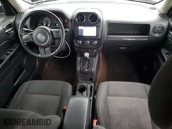 2013 Jeep Patriot Latitude with VIN 1C4NJPFB1DD255761, listed as a Copart auction lot 52772015 with 184,635 mi miles and Salvage Title. Bid and sale history available at carsss.com. Image 8.